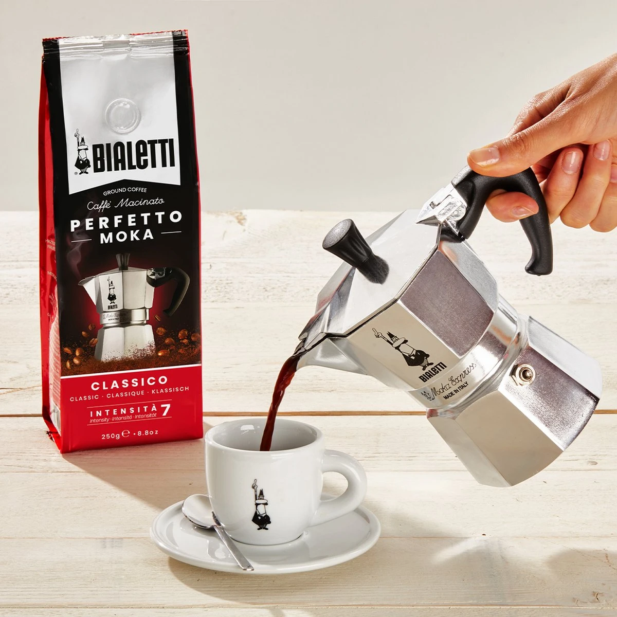 Bialetti Moka Intenso gemalen koffie - 4 x 250 gram Bialetti Moka Intenso Gemalen Koffie - 4 X 250 Gram -Lavazza Winkel 1200x1200 70
