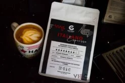 Italiano Espresso Honey Process Vietnamese Koffiebonen Aanbieding 250g GAIA Cafe 10 Italiano Espresso Honey Process Vietnamese Koffiebonen Aanbieding 250g GAIA Cafe -Lavazza Winkel 1200x800 13