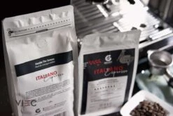 Italiano Espresso Honey Process Vietnamese Koffiebonen Aanbieding 250g GAIA Cafe 5 Italiano Espresso Honey Process Vietnamese Koffiebonen Aanbieding 250g GAIA Cafe -Lavazza Winkel 1200x800 8