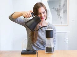 FELLOW - Stagg [XF] Set (Dripper + Carafe) - Handmatige Filterkoffie Set -Lavazza Winkel 1200x886