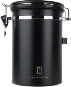 Castagnola Koffie Bewaarbus - Luchtdicht Met CO2 Uitlaat - Voor 600 Gram Koffiebonen - Koffieblik Matzwart Voorraadbussen - Voorraadbus - 1.8L 8 Castagnola Koffie Bewaarbus - Luchtdicht Met CO2 Uitlaat - Voor 600 Gram Koffiebonen - Koffieblik Matzwart Voorraadbussen - Voorraadbus - 1.8L -Lavazza Winkel 983x1200